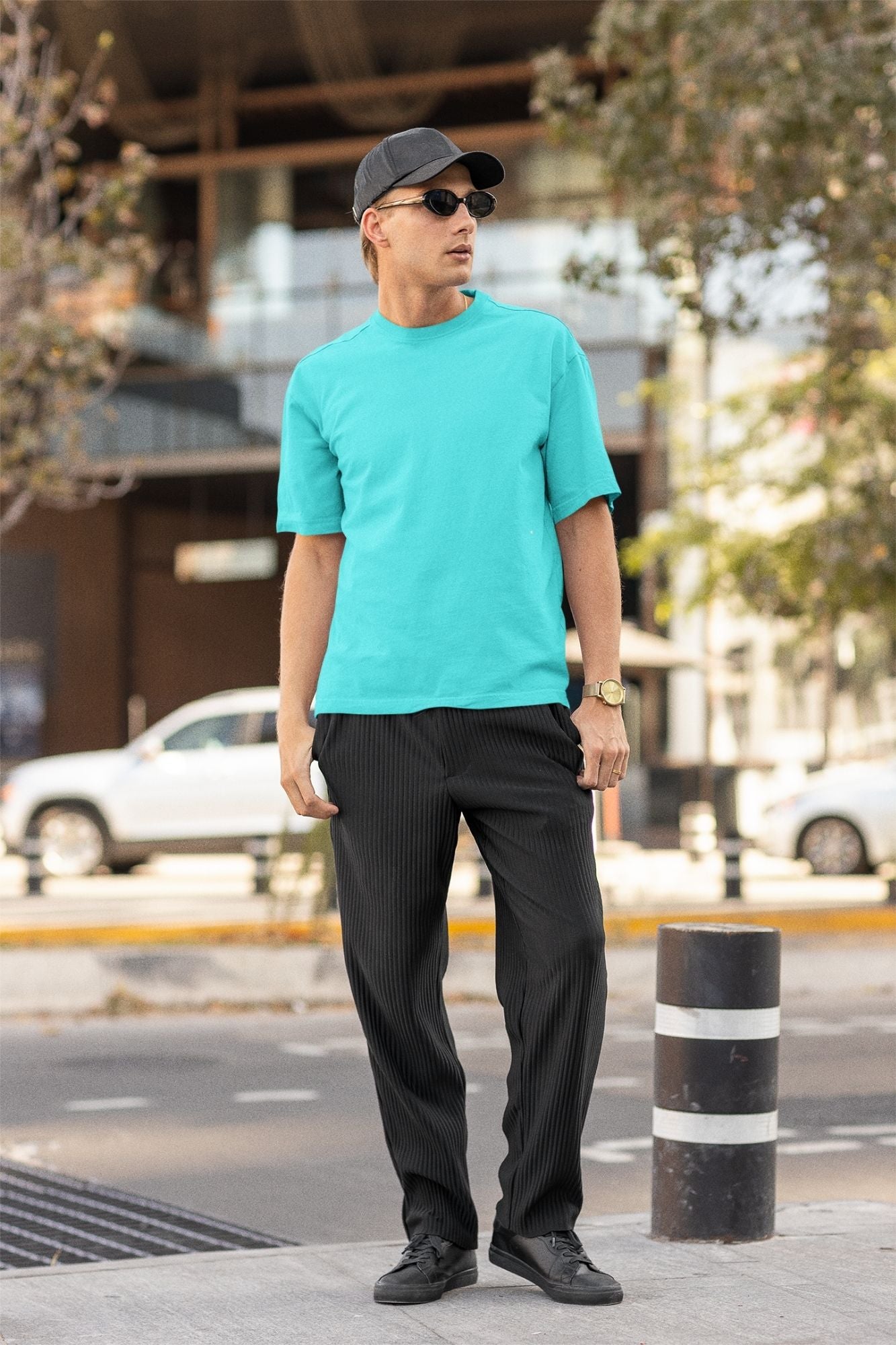 Men's Boxy Fit Solid Cyan T-Shirt