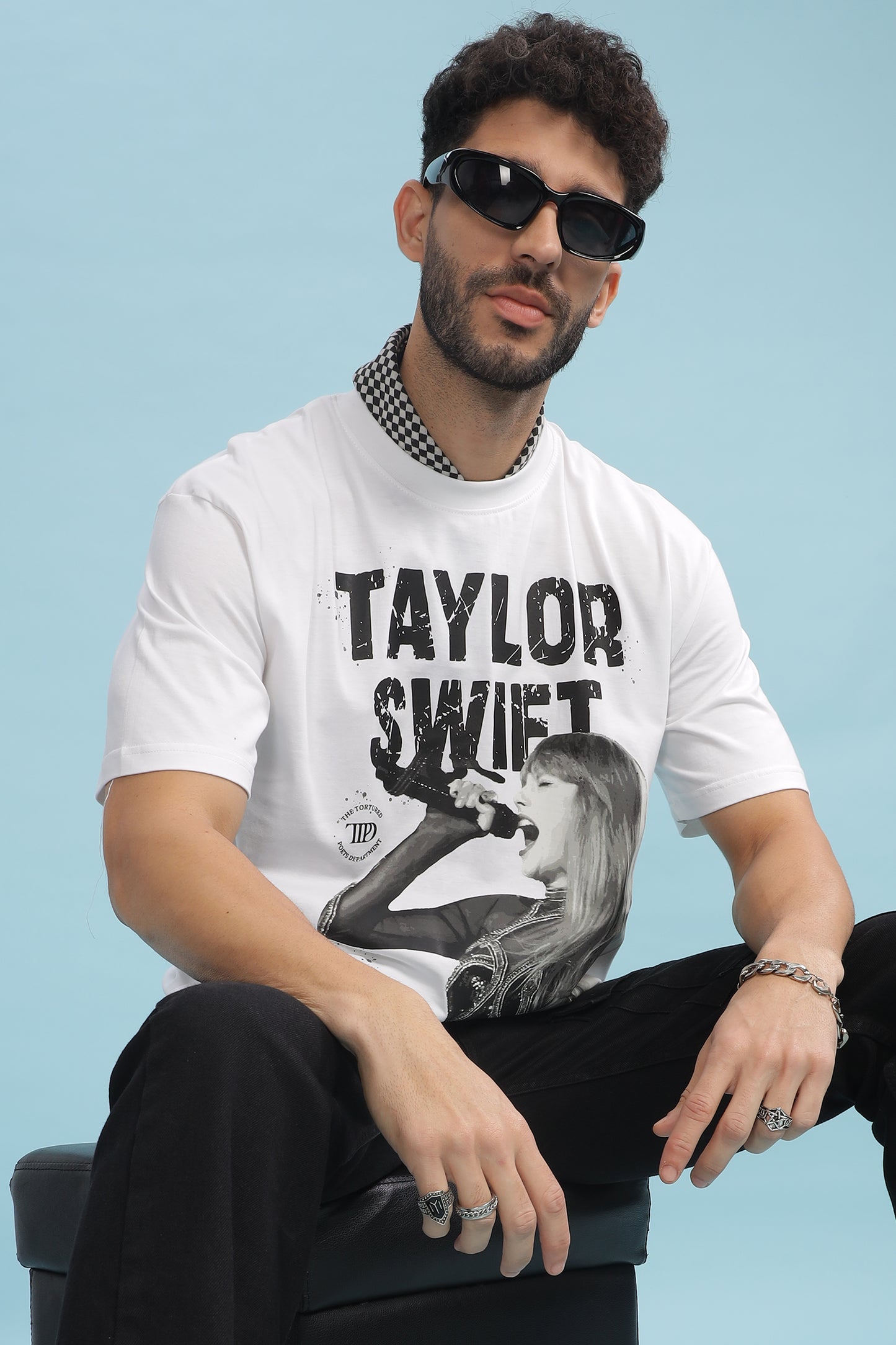 Men's Oversized T-shirt in White - Taylor Swift | TPD