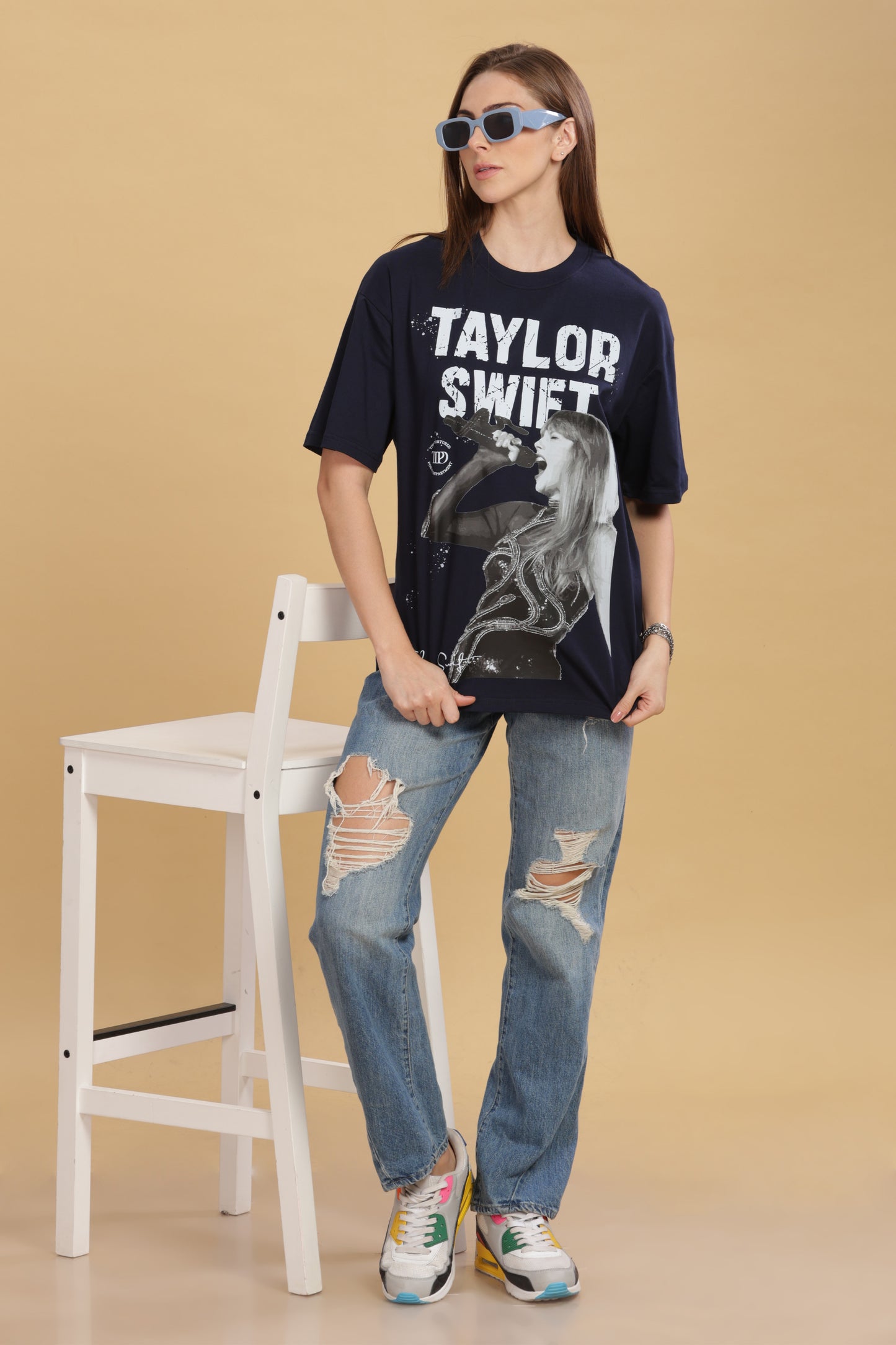 Women's Oversized T-shirt in Navy Blue - Taylor Swift | TPD