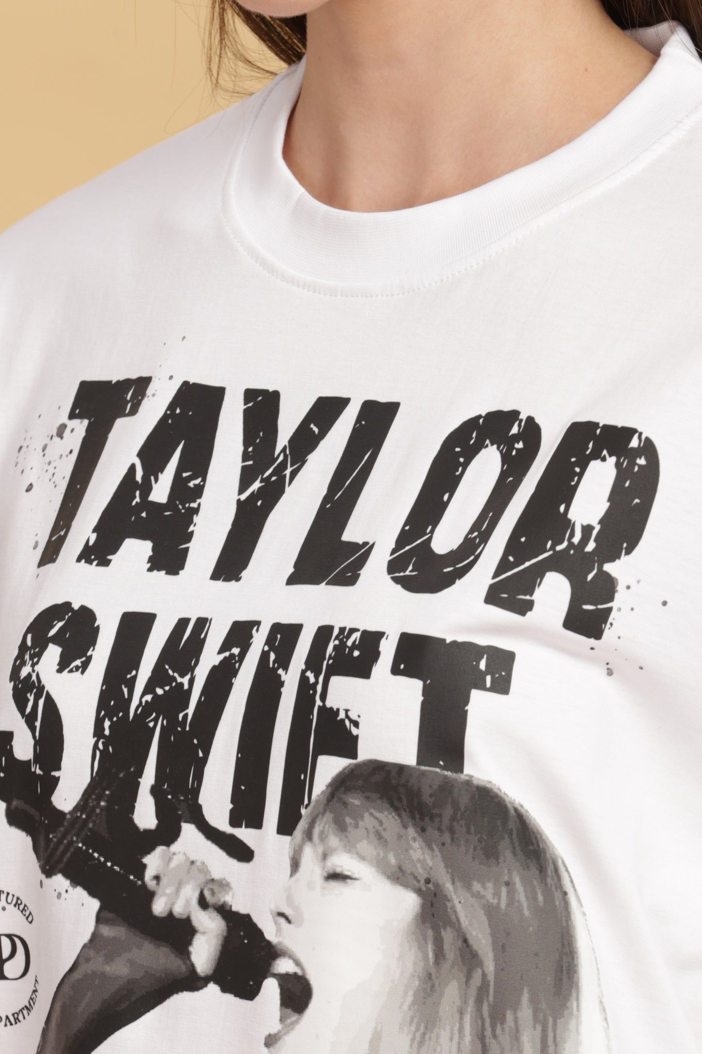Women's Oversized T-shirt in White - Taylor Swift | TPD