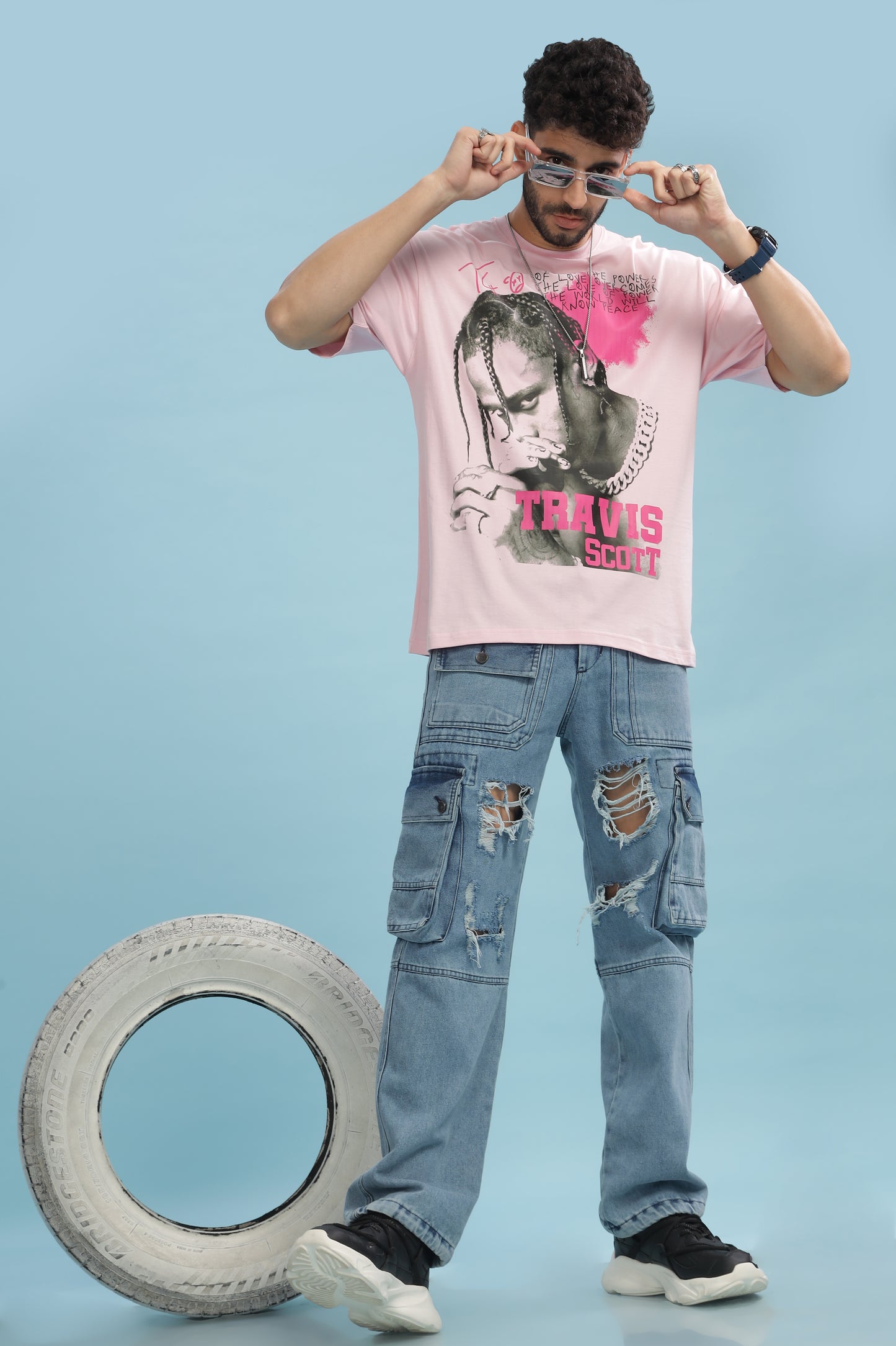 Men's Oversized T-shirt in Baby Pink - Travis Scott