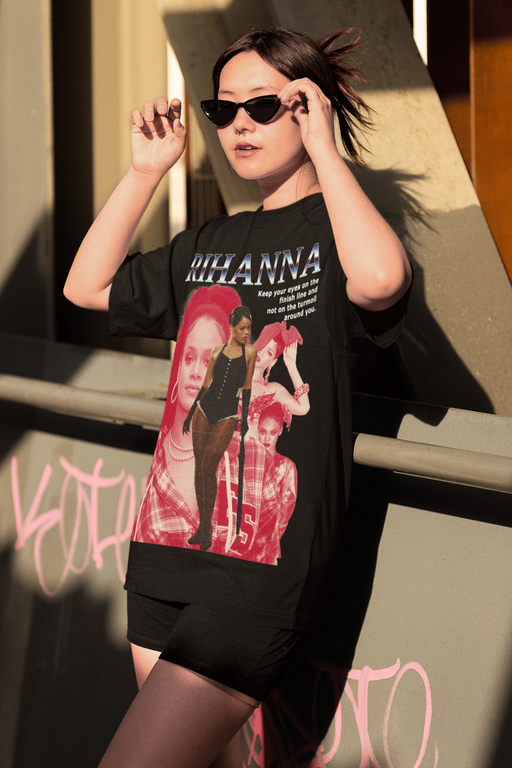 Black Oversized Tee Rihanna